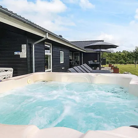 Ferienhaus 5 Star In *