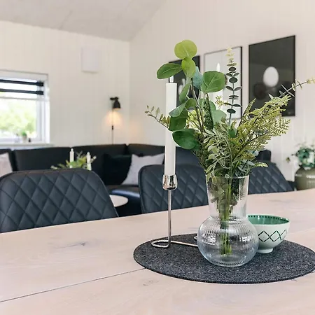 5 Star In Ferienhaus Hadsund